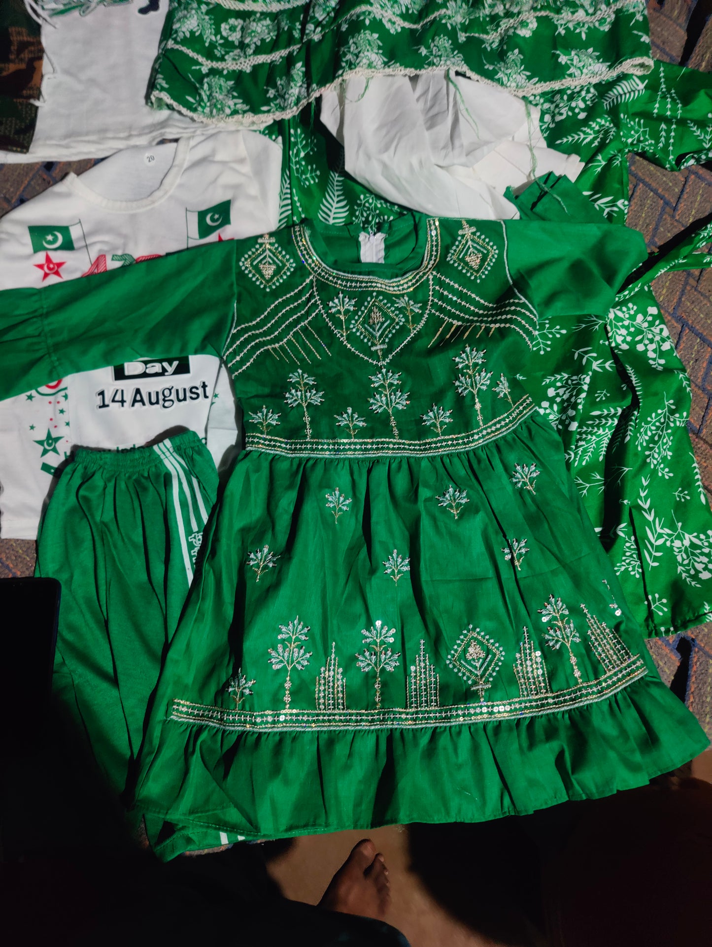 Celebrate Independence Day — girls frock (ages 7–11). Breathable cotton, green & white patriotic design, perfect for school parades and photo shoots.