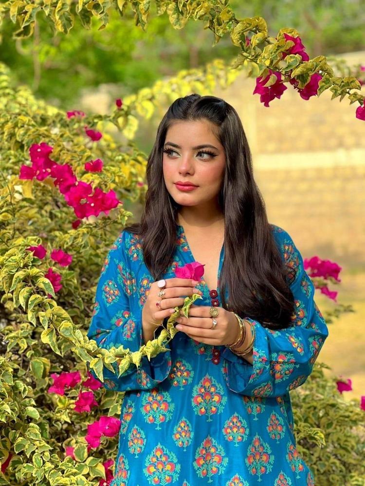 Charming Girls Lawn Suit - Perfect for Summer Style