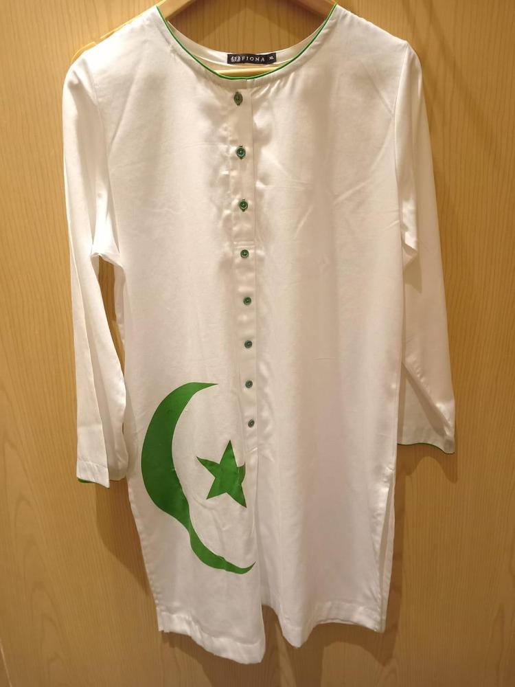 White Stitched Lawn Kurti for Women – Medium to XL | Casual Printed 1 Pc Shirt"